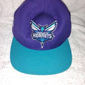 Charlotte Hornets Hat Mitchell & Ness NBA Cap Teal Purple Snapback Adjustable ..